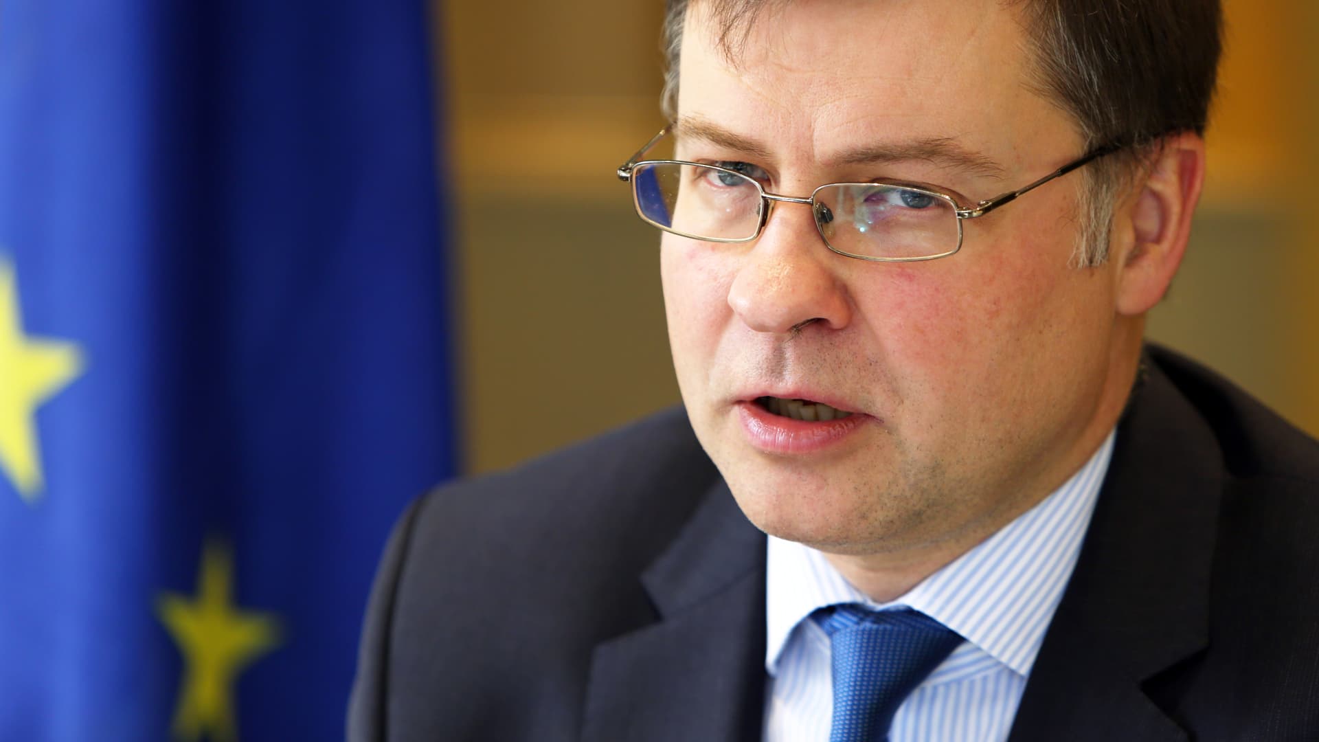 Ticaret şefi Dombrovskis, Çin ile AB arasındaki ilişkilerin bir dönüm noktasında olduğunu söyledi